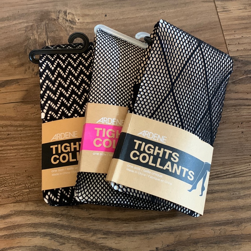 Patterned tights